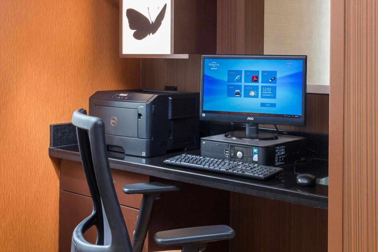 Fairfield Inn & Suites Lubbock Exteriör bild
